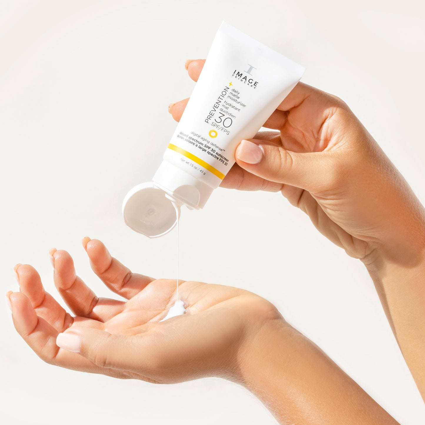 DAILY PREVENTION Sheer Matte Moisturizer SPF 30 (DISCOVERY SIZE)